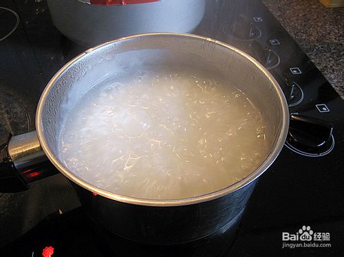 生滚咸蛋瘦肉粥