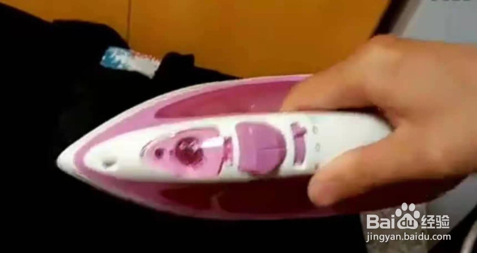 飞利浦蒸汽电熨斗如何使用