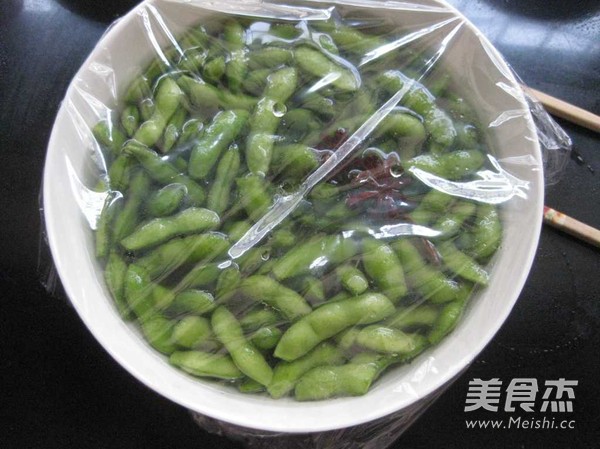 凉拌毛豆的做法