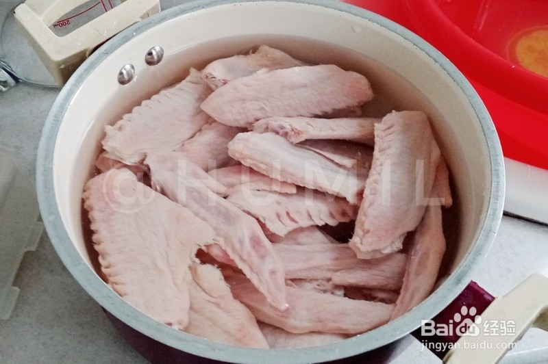 酸辣卤鸭翅怎样做