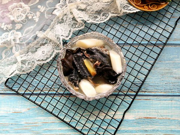 山药木耳乌鸡汤