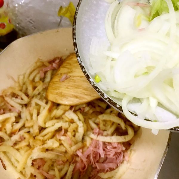 火腿鸡蛋煎土豆