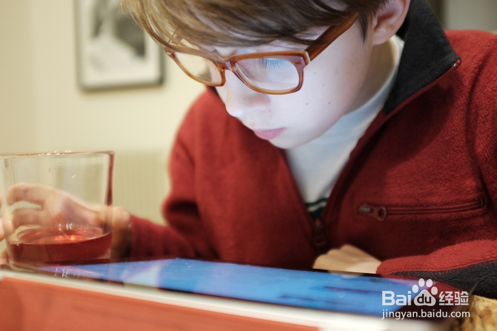 如何使孩子上网更安全，教孩子互联网安全规则