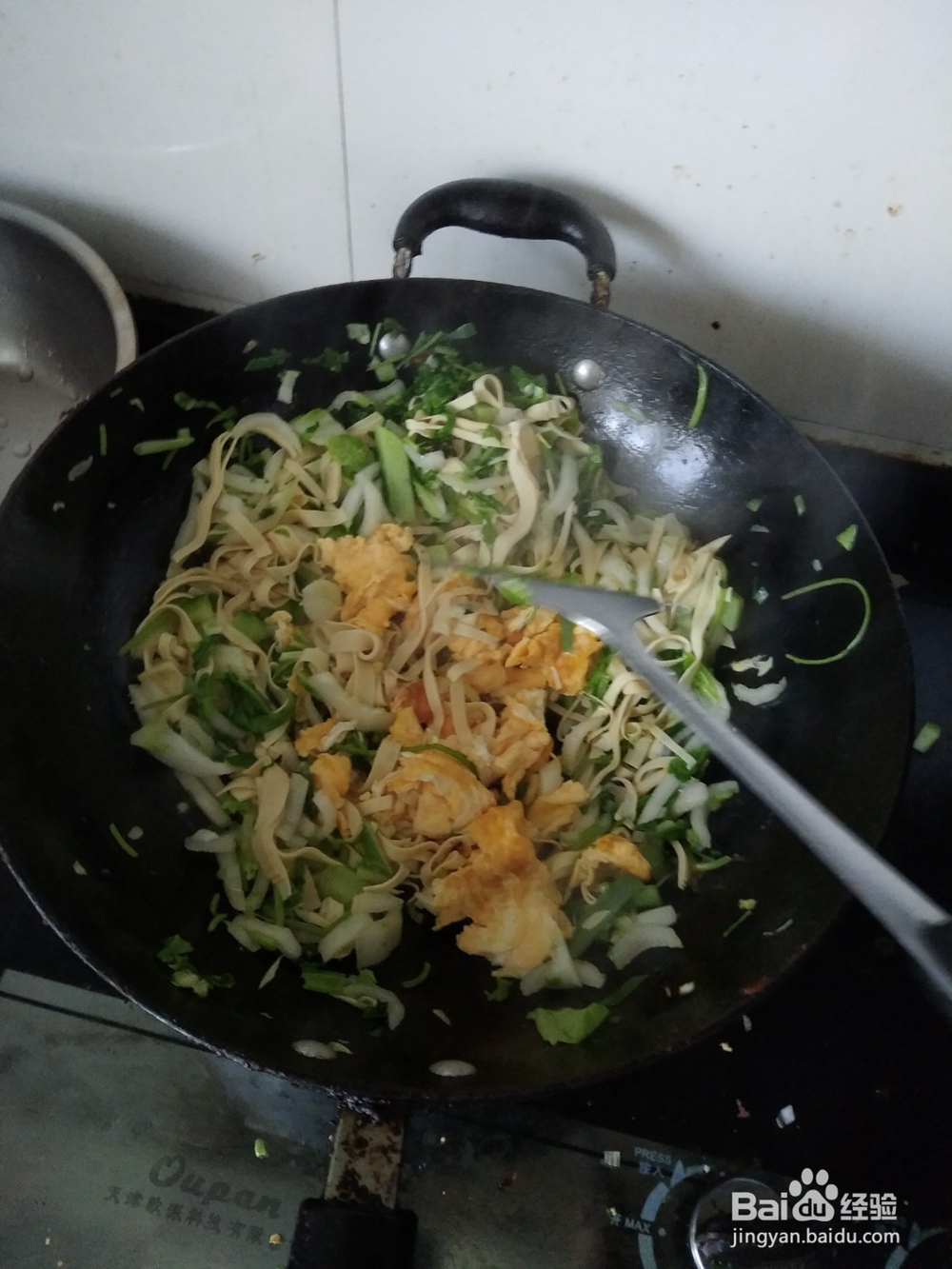 小米燕麦白菜千张炒饭