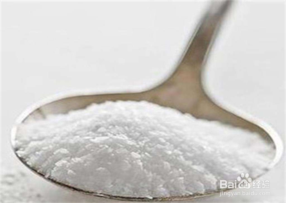 衣服发黄怎么办呢?