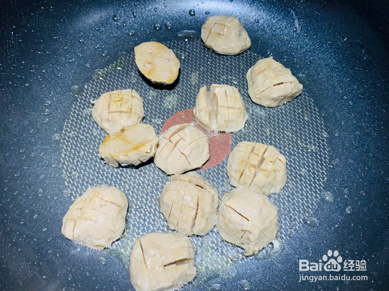 荷兰豆炒牛筋丸的做法