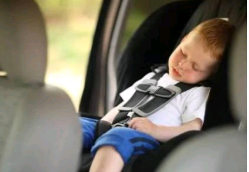 晚上在车里睡觉可以吗