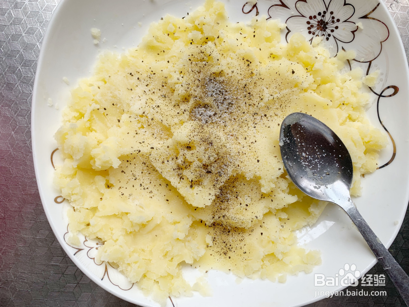 堪比快餐店的薯饼鸡米花的做法