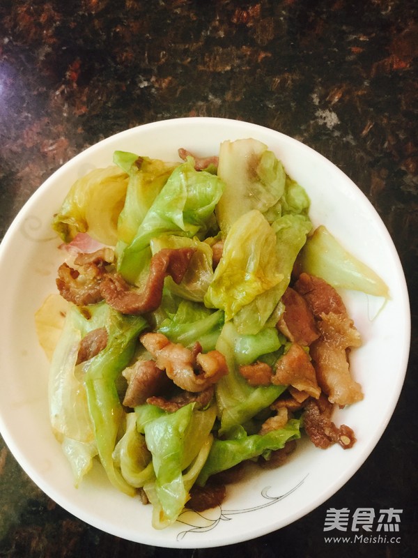 生菜肉片炒河粉