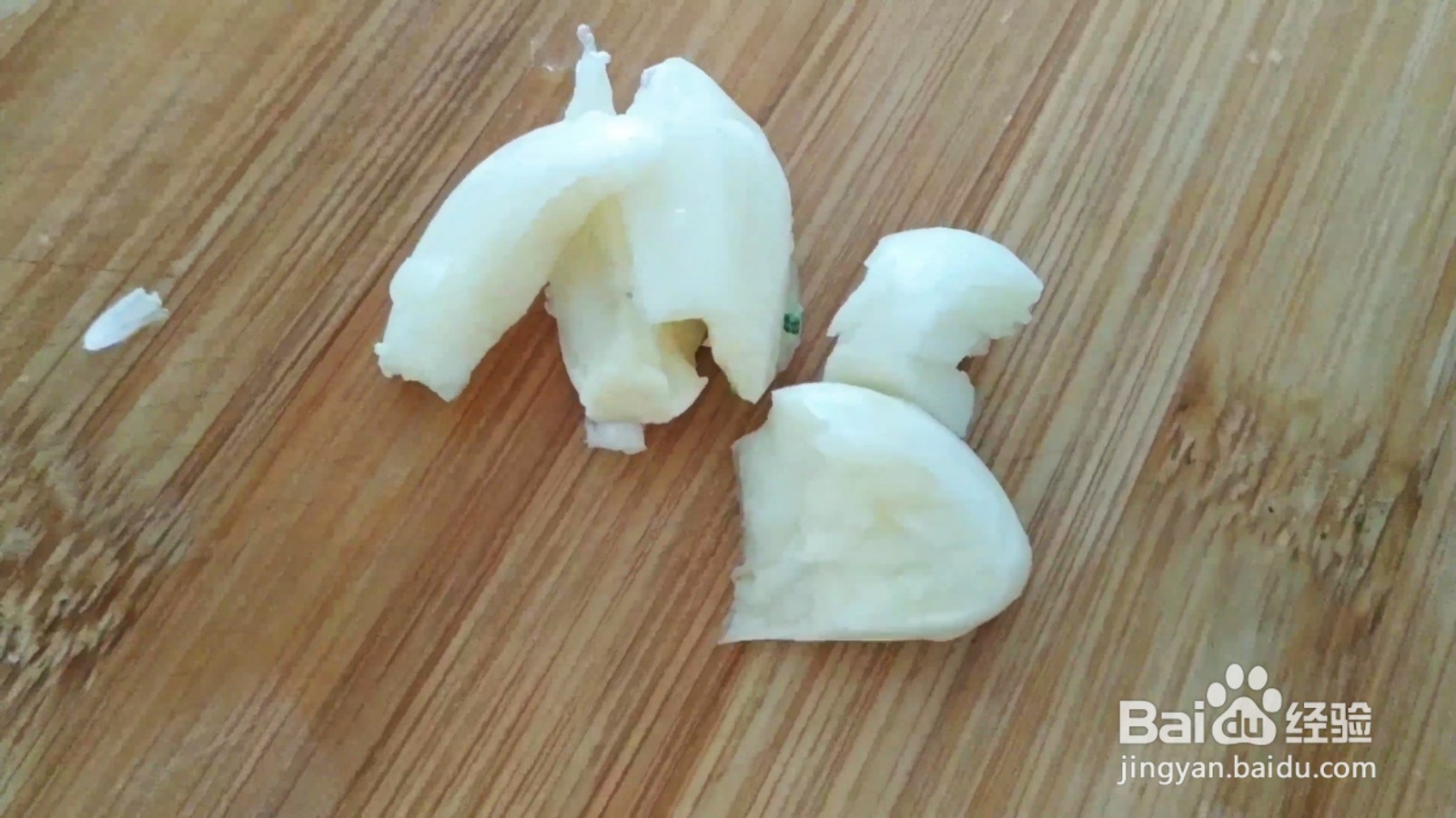 一道非常有营养价值的西兰花炒火腿肠
