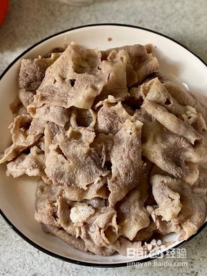 海鲜菇肥牛的做法