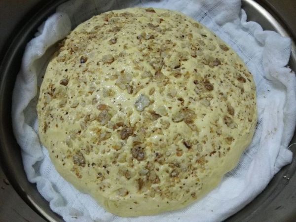 核桃玉米面发糕