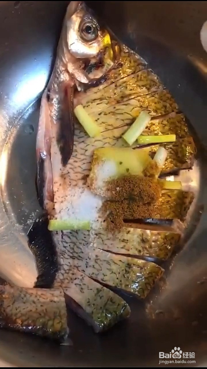 如何制作清蒸武昌鱼？