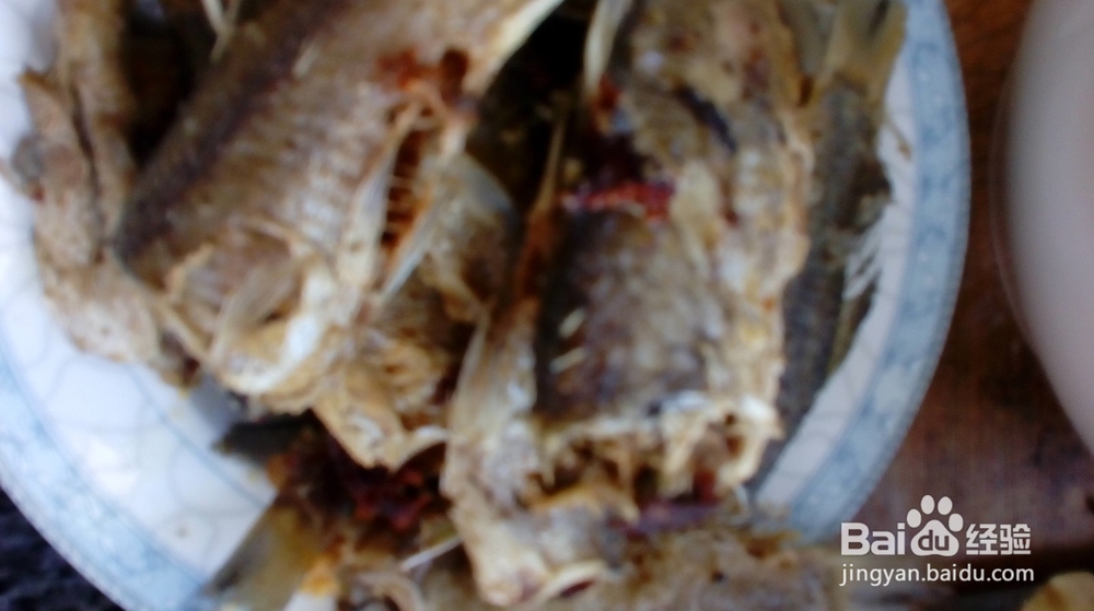 广式酥鲫鱼做法