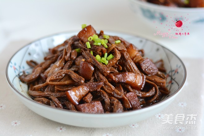 五花肉烧干豆角