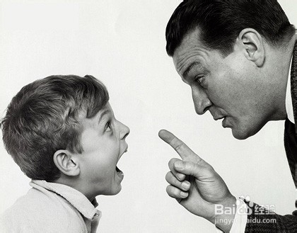 父母要多陪孩子，亲自教育孩子