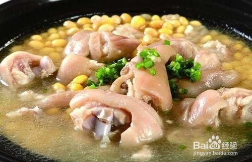 黄豆炖猪蹄的功效