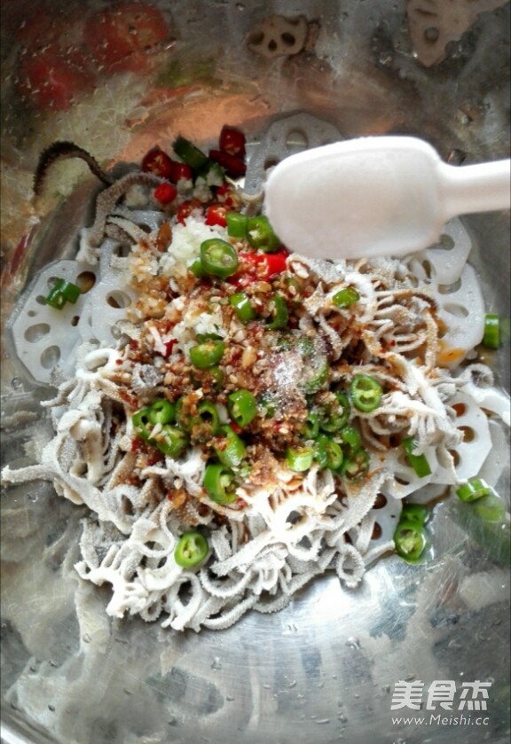 麻辣红油藕片百叶