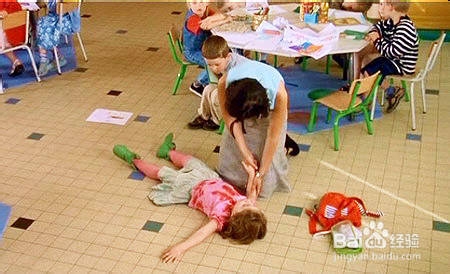 小儿癫痫发作时详解