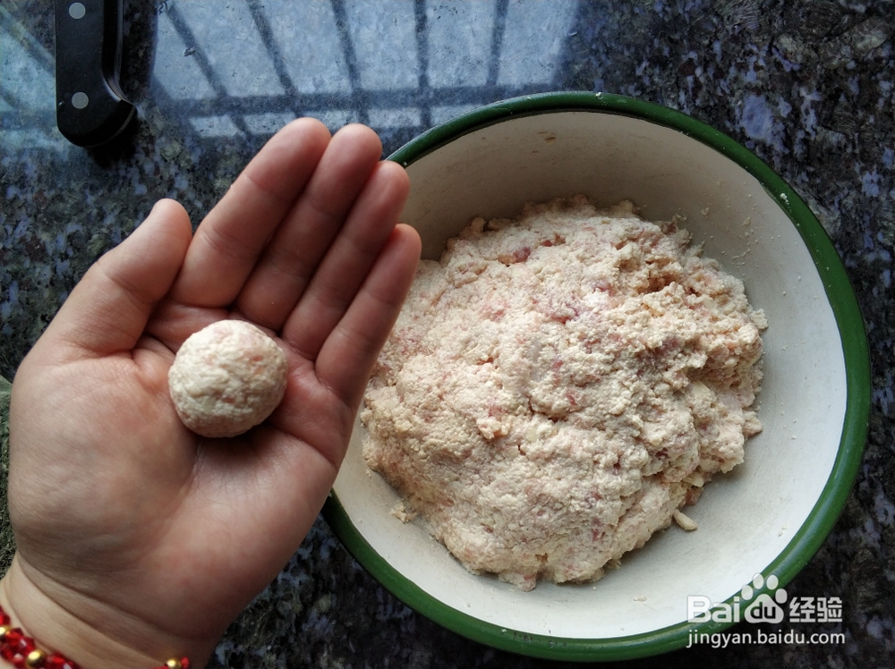 鲜美的煮菜好搭档豆腐肉圆子怎么做?