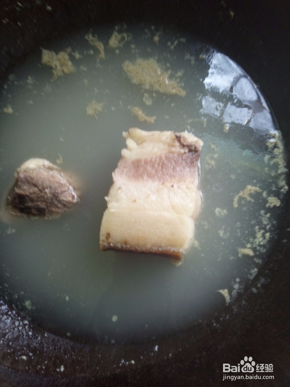 茭白苦瓜回锅肉盖浇饭,一个人的家常味。