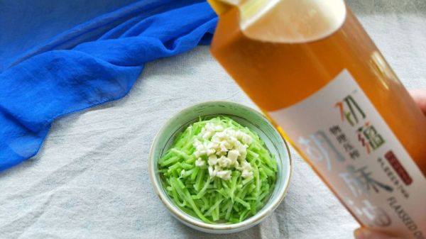 胡麻油清炒芥兰丝