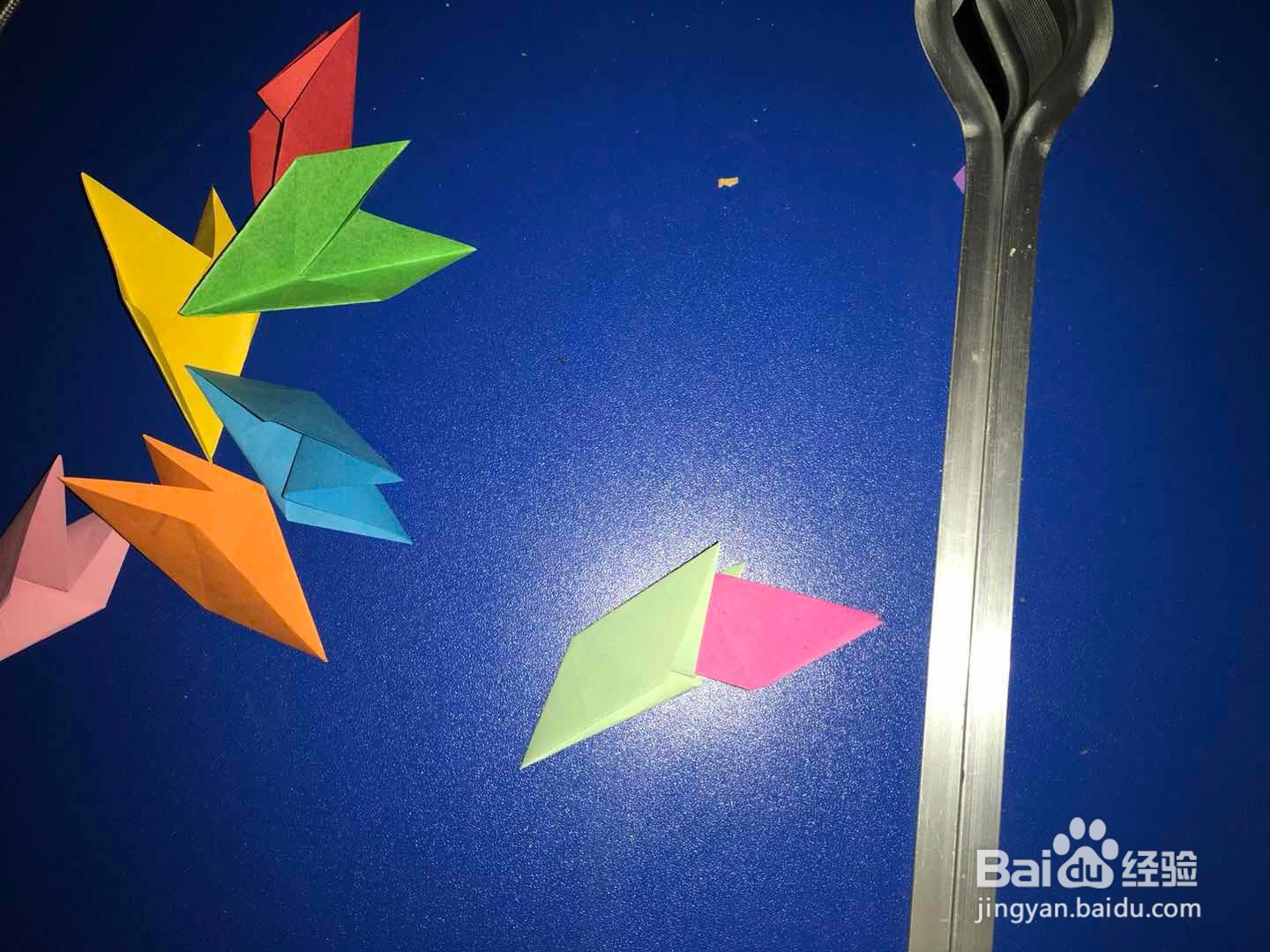 玩具折纸之飞镖的折法