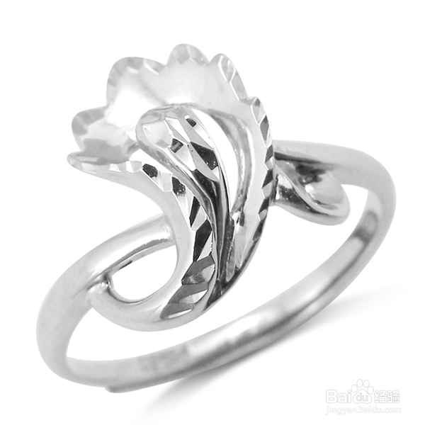 镂空设计的铂金对戒