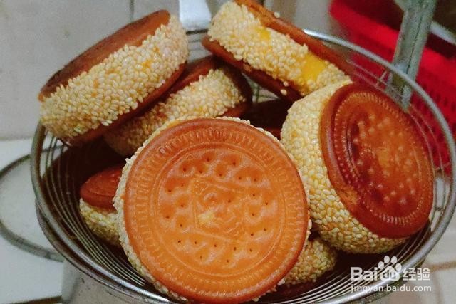 如何在家做出外酥里糯的金钱南瓜饼？