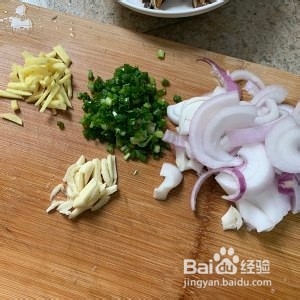洋葱爆炒鳝丝制作过程