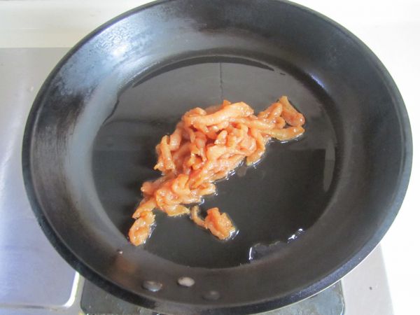 泡菜肉丝炒乌冬面