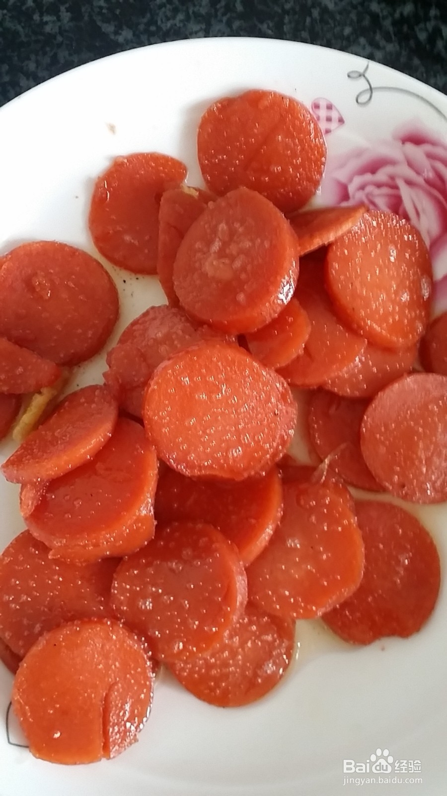 火腿肠、鸡蛋炒豆子