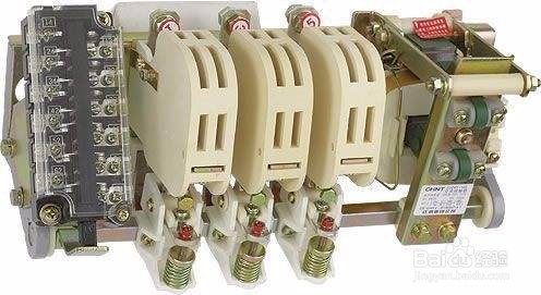 什么叫做电磁式控制继电器?怎样分类?