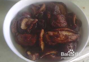 小鸡炖蘑菇土豆的做法