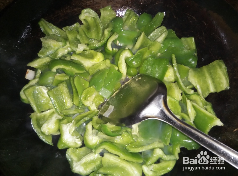 青椒炒鸡蛋的做法