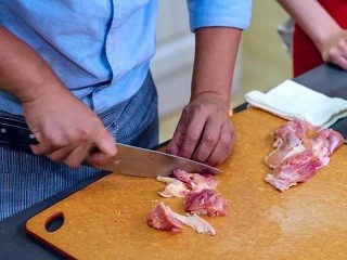 炸鸡亲子盖饭怎么做？