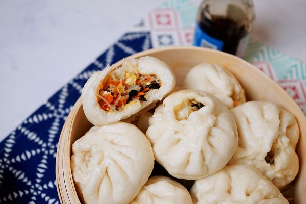 胡萝卜馅素包子