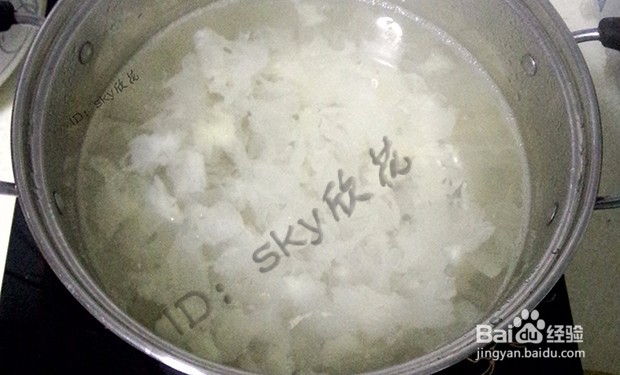 甜品——银耳莲子红枣粥