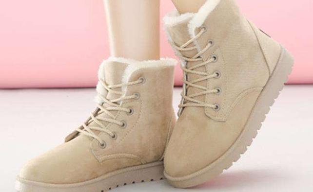 买了双雪地靴有点小，怎么办呢