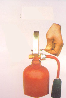 灭火器如何使用