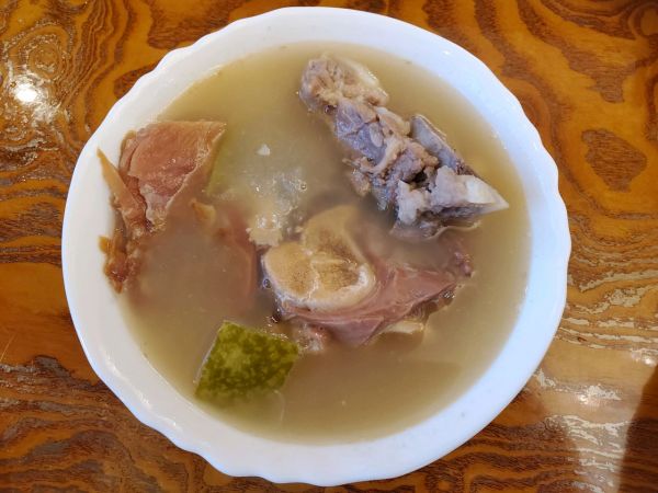 冬瓜排骨金华火腿汤