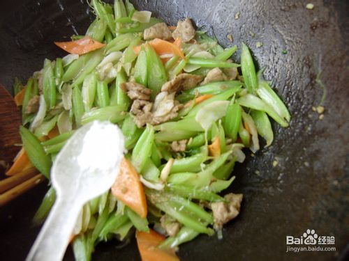 家常菜----西芹炒百合