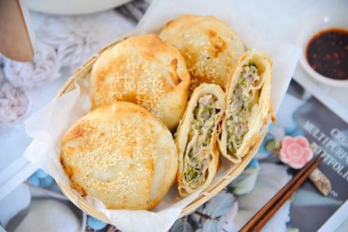 空气炸锅烤槐花肉馅饼