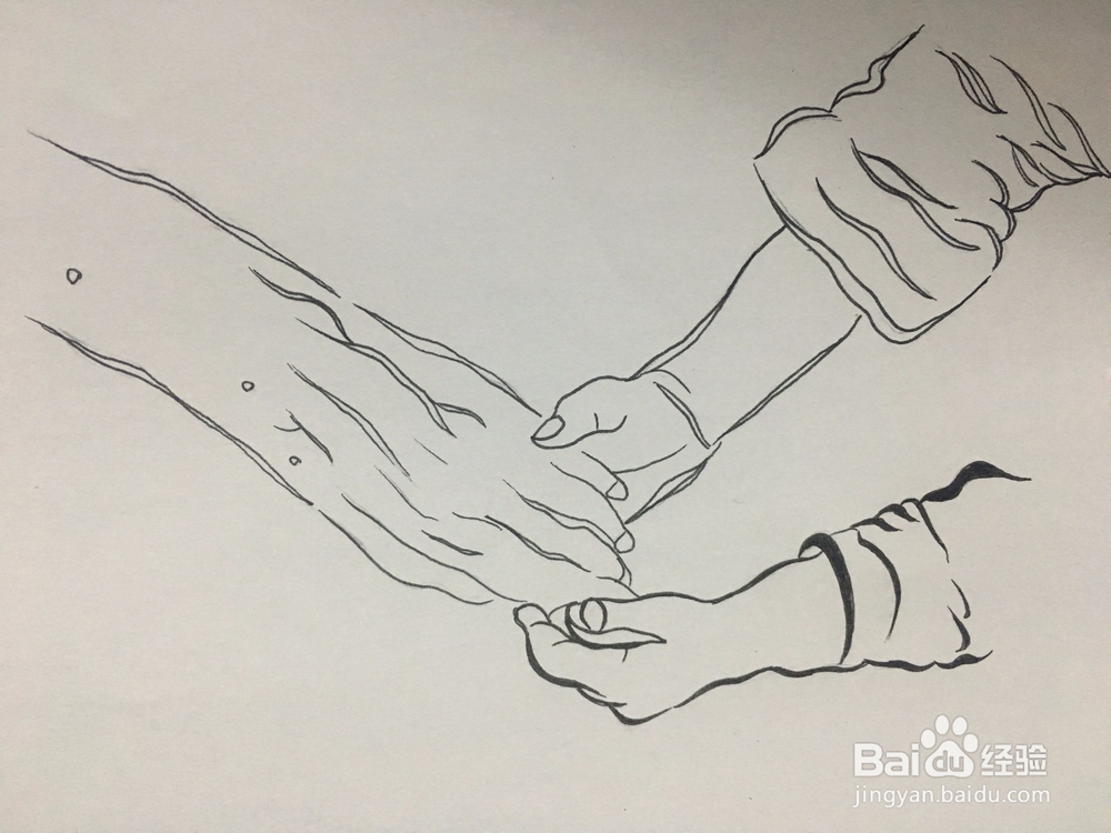 画一双年轻人的手握着一只老人的手 简笔画