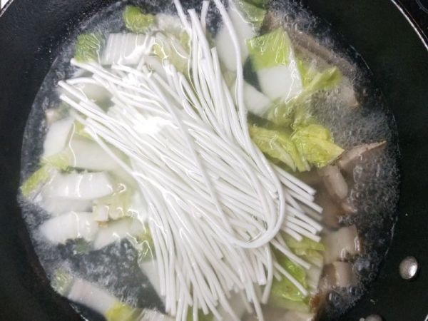 白菜猪肉炖粉条