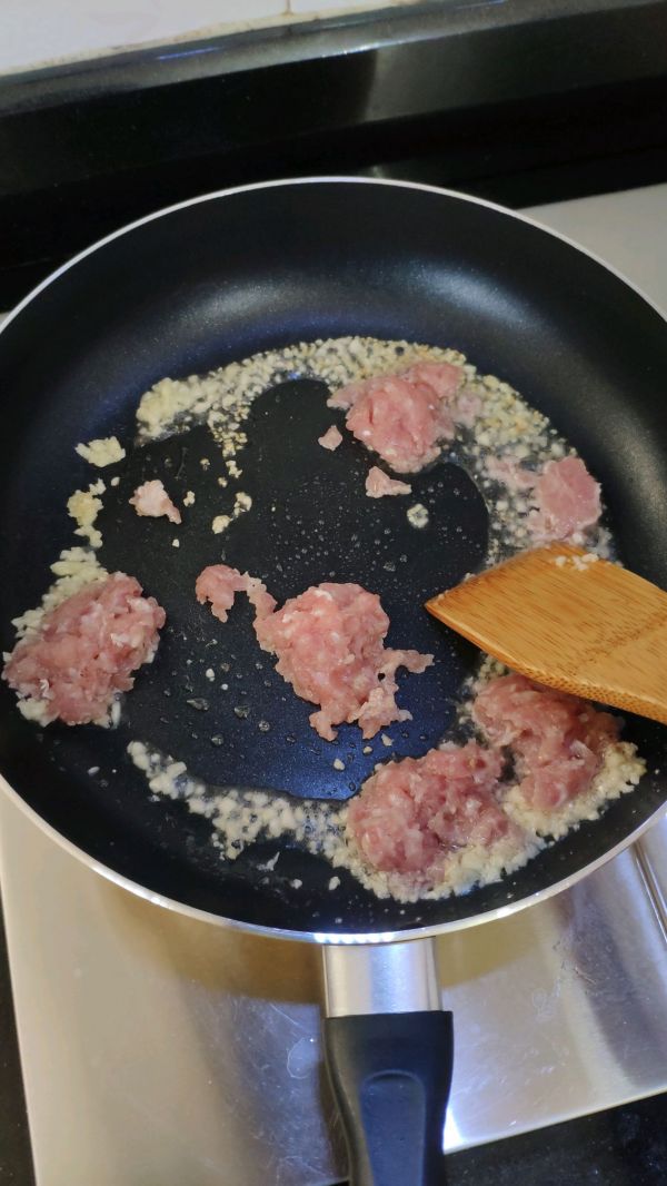 冬菇肉沫酱豆腐滑蛋