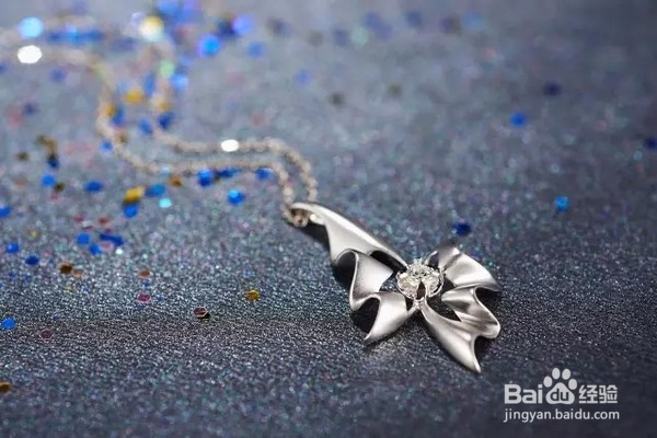 不同的情况选择不同的首饰搭配