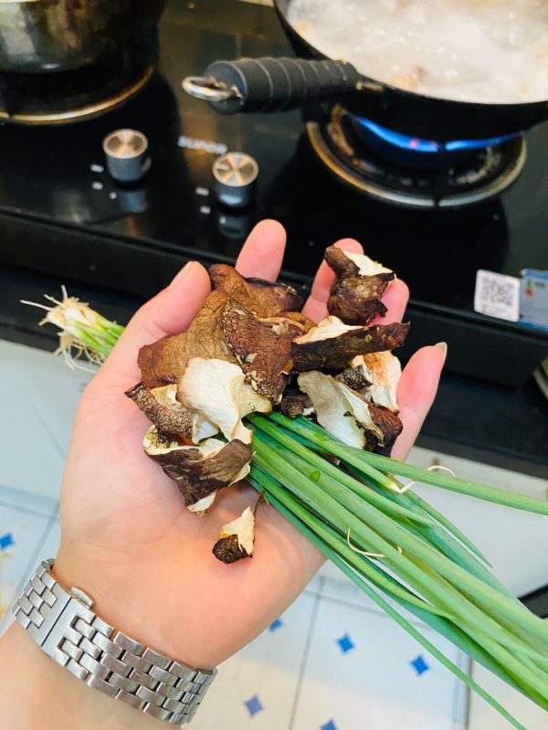 薏米冬瓜红豆脊骨除湿汤