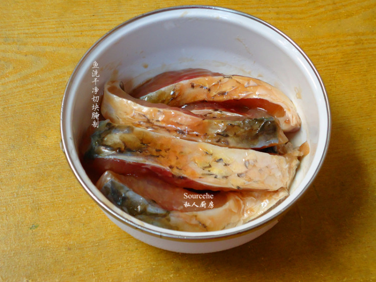 没见过的酸菜炒鱼做法,快来看看!