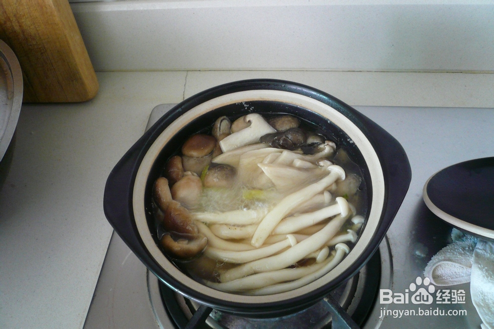 零厨艺之杂菇煲